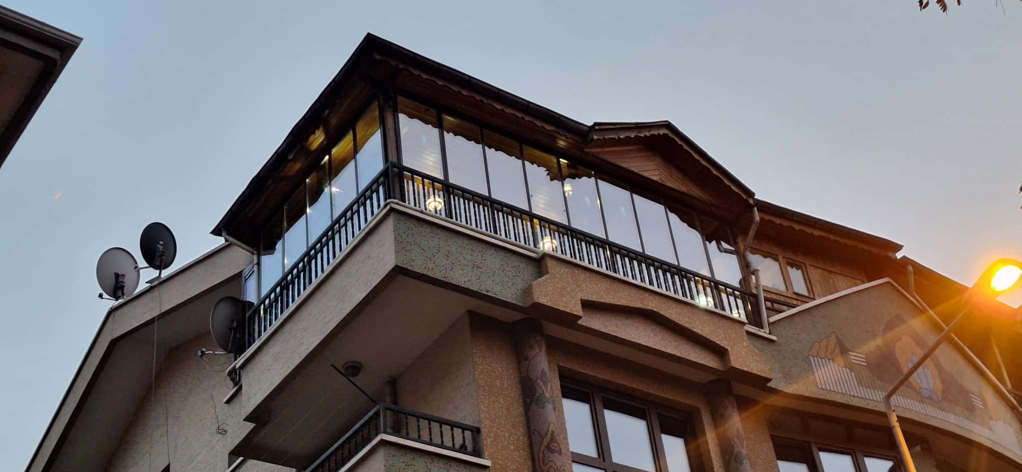 Çatı Katı Cam Balkon