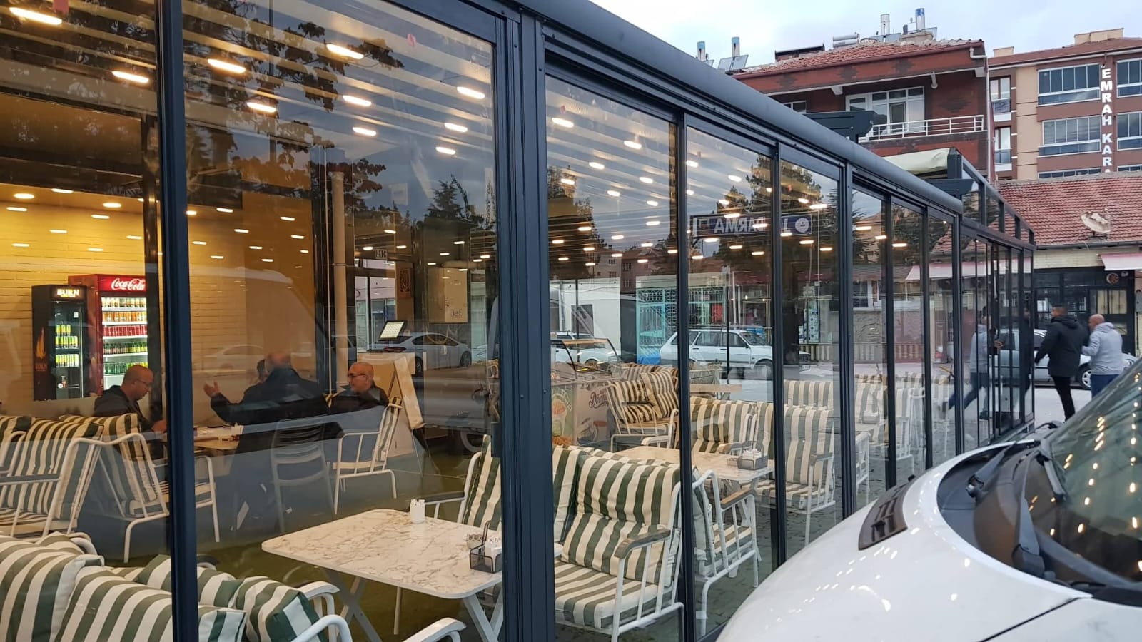 Kafe & Restoran Sürgülü Camlama